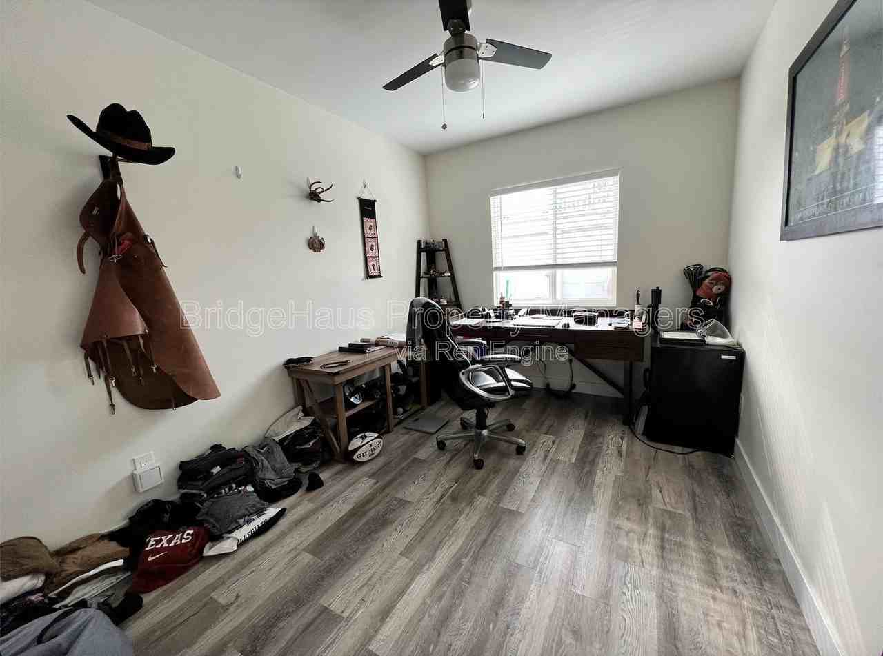 4436 Cherokee Ave - Photo 7 of 10