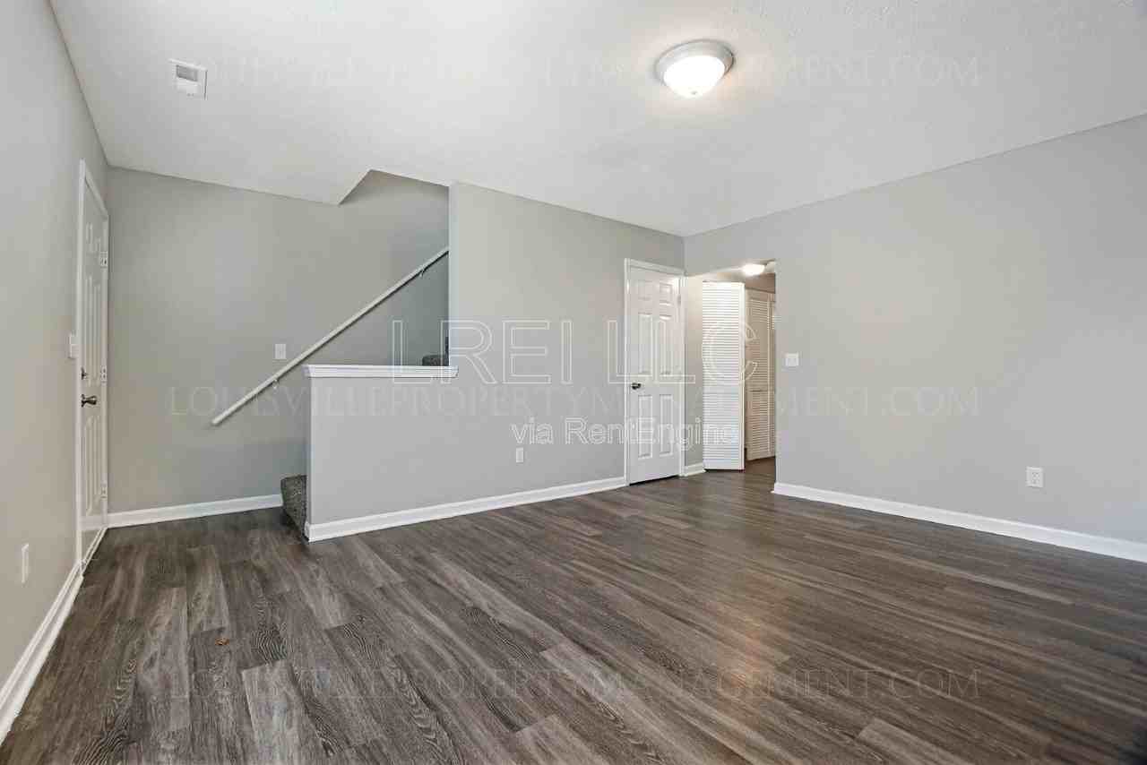 184 Cannon Ct #2 - Photo 2 of 14