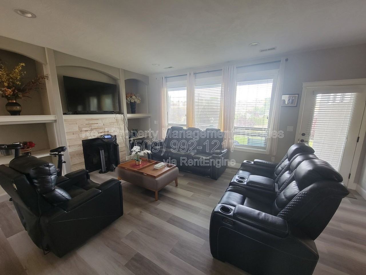 4801 Pinehurst Dr - Photo 4 of 15