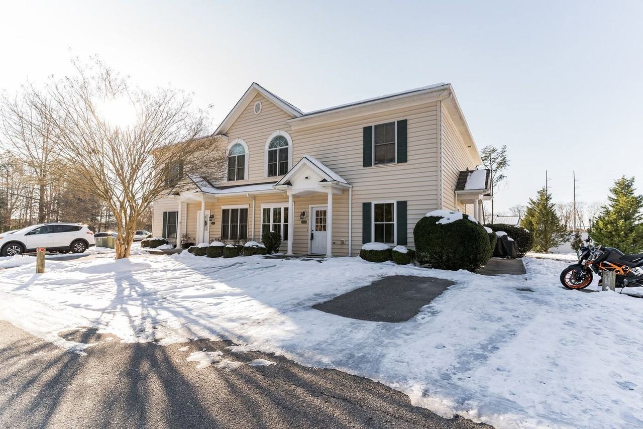 22539 Chickadee Cir - Photo 2 of 15