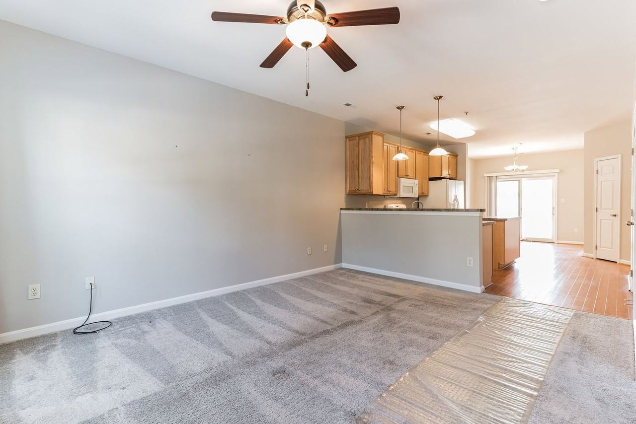 22539 Chickadee Cir - Photo 3 of 15