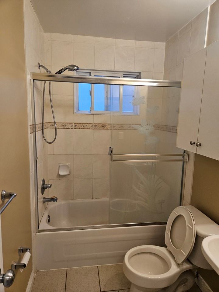 320 East 63rd Avenue - Photo 7 of 8