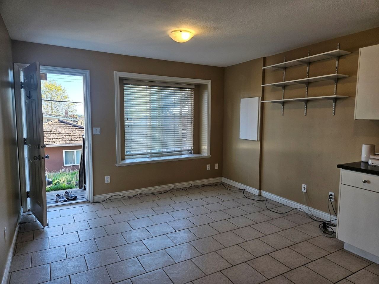 320 East 63rd Avenue - Photo 4 of 8