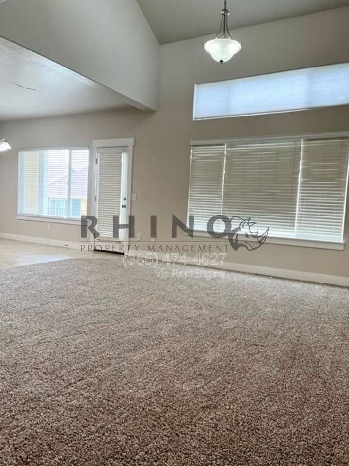 8974 S Quarry Stone Way - Photo 6 of 22