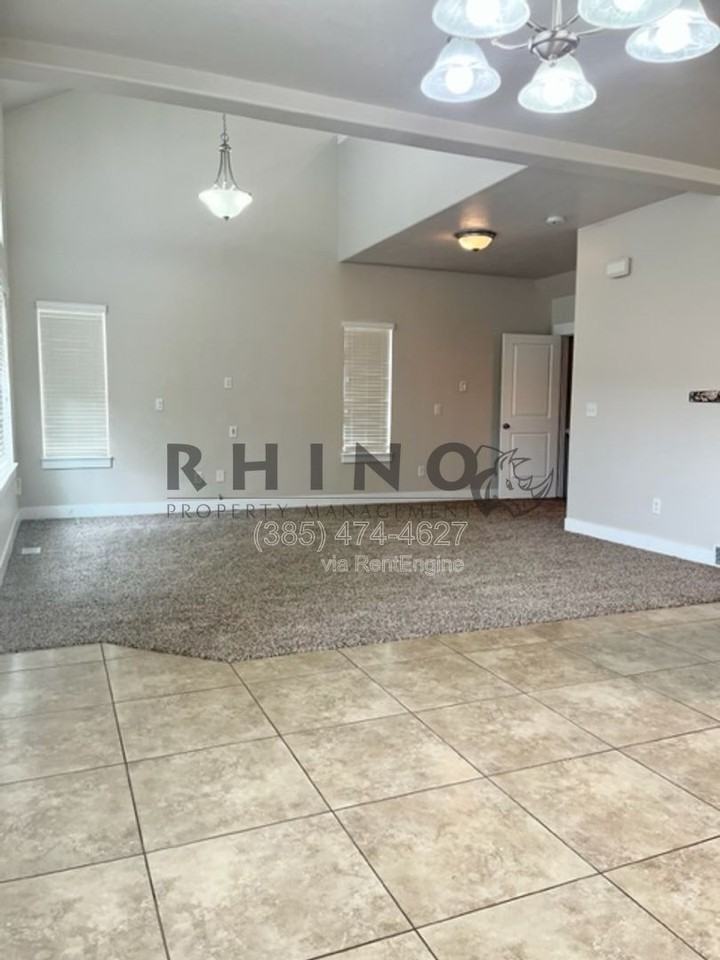 8974 S Quarry Stone Way - Photo 7 of 22