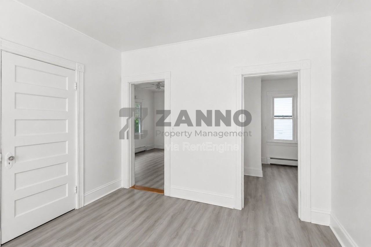 55 Potter St #2 - Photo 4 of 17