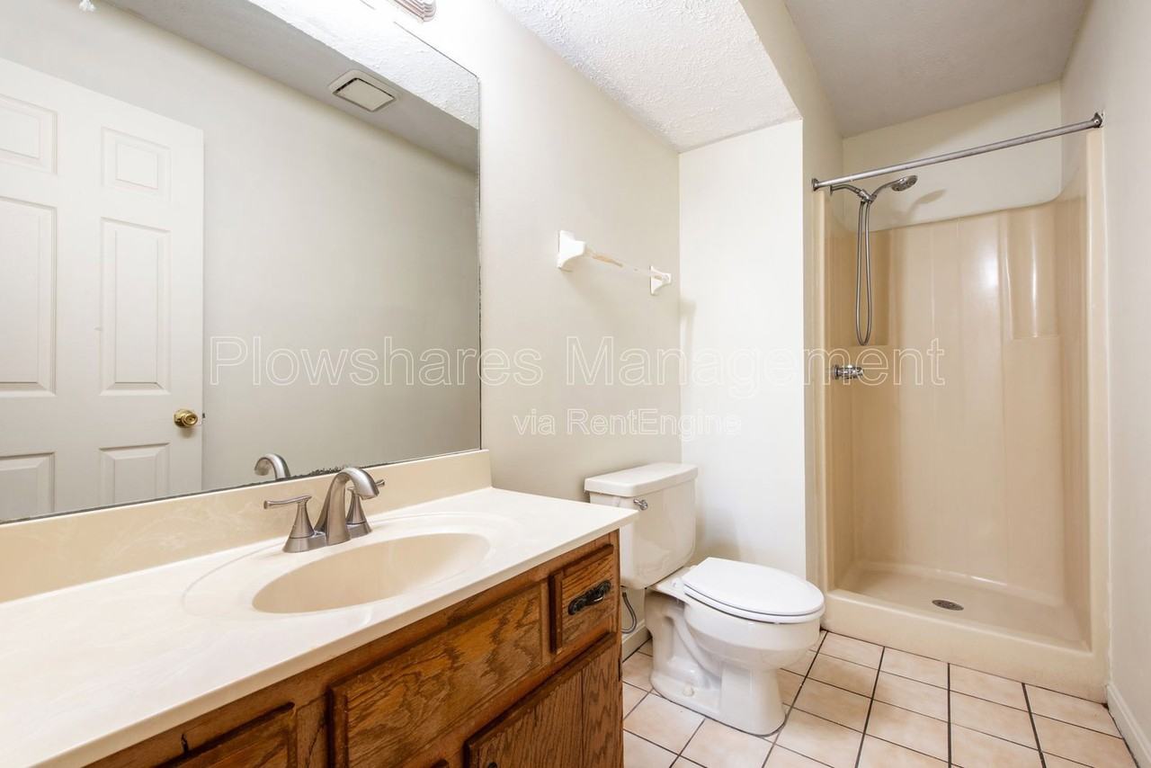 4406 S Brook St #27 - Photo 7 of 17