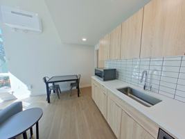 featured image of 1125 Ferry St