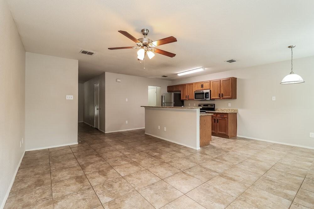10628 Wild Oak Dr - Photo 6 of 17
