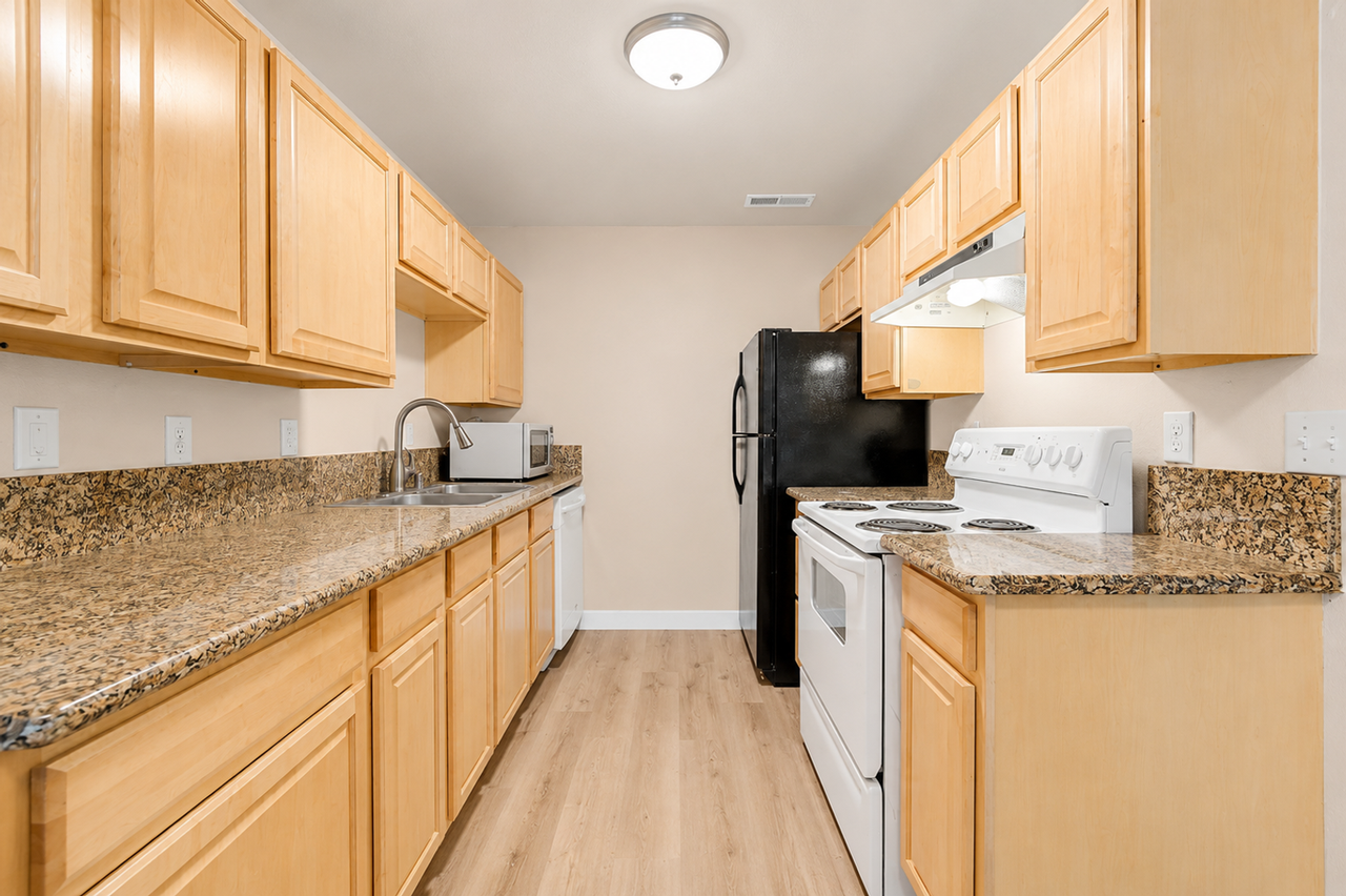 728 W. Sacramento Avenue - Photo 7 of 25