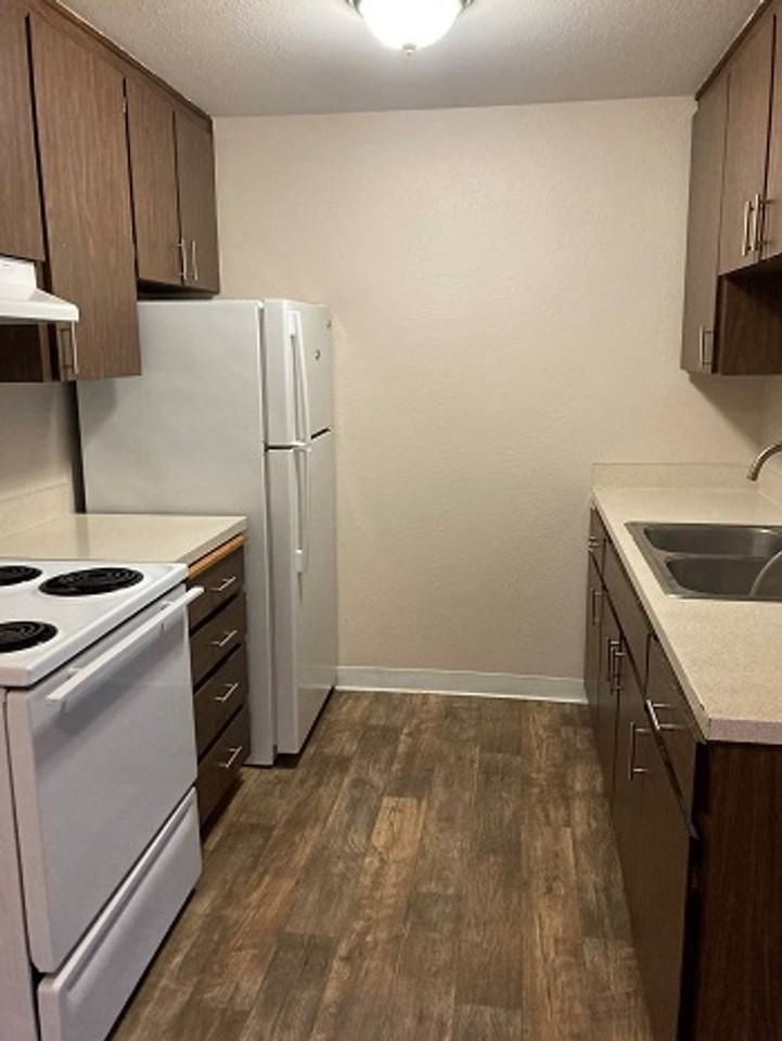 Heather Court - Photo 2 of 18