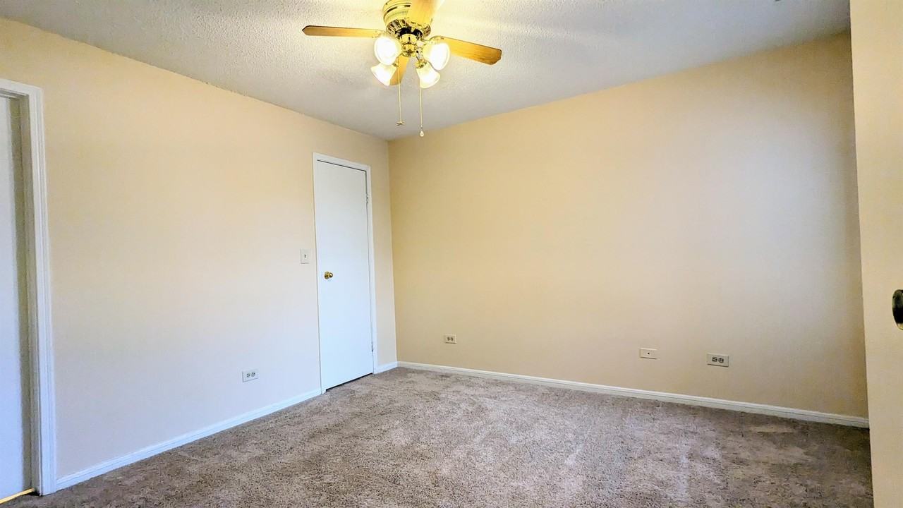 2014 N Rand Rd #107 - Photo 2 of 11