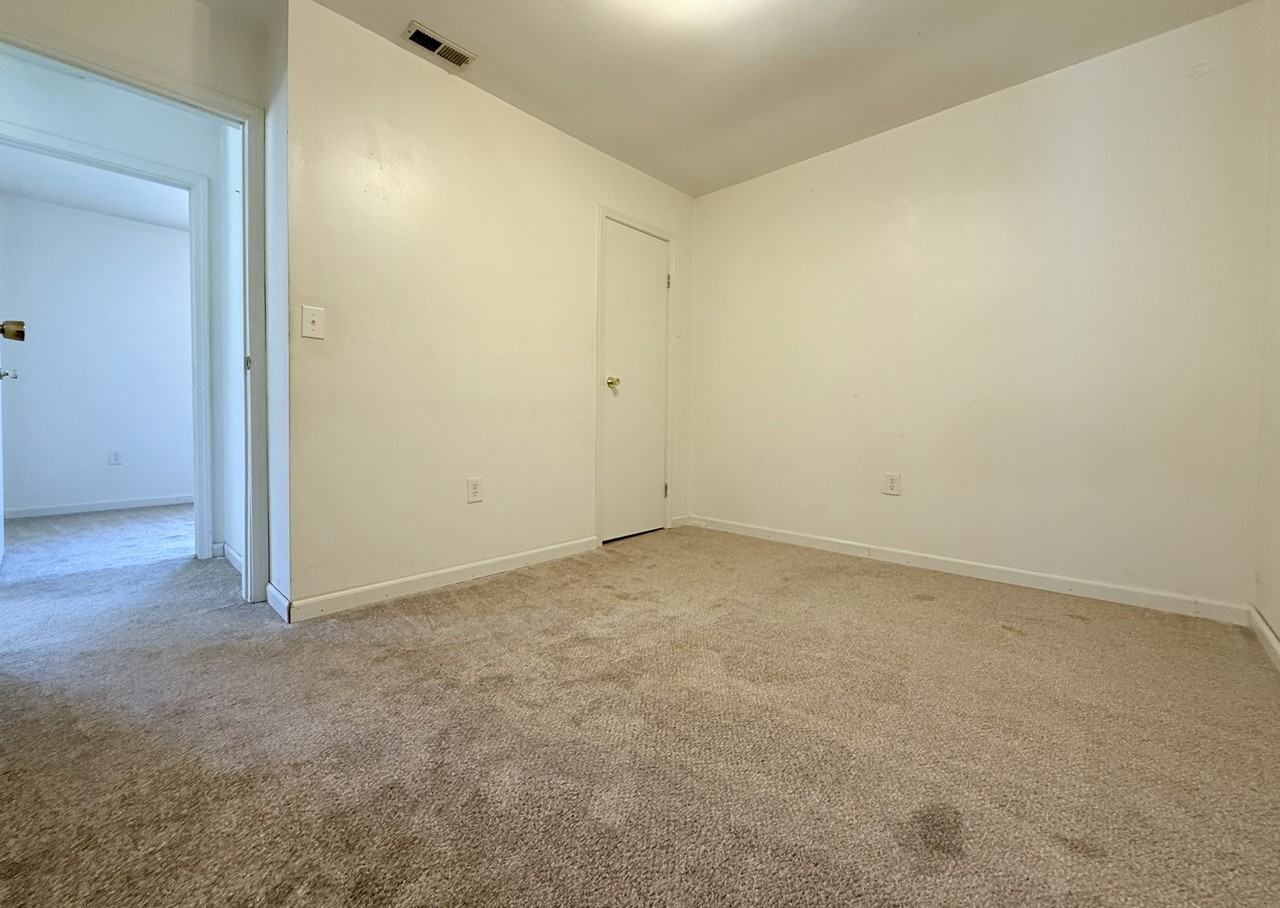 4663 Missouri - Photo 5 of 10