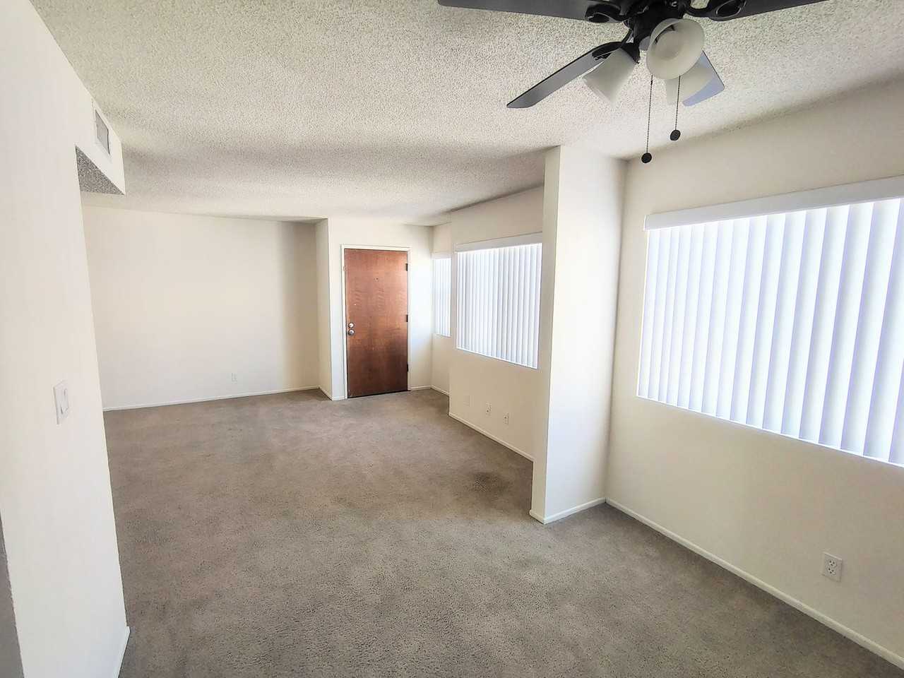 320 W. Maple St. - Photo 2 of 31