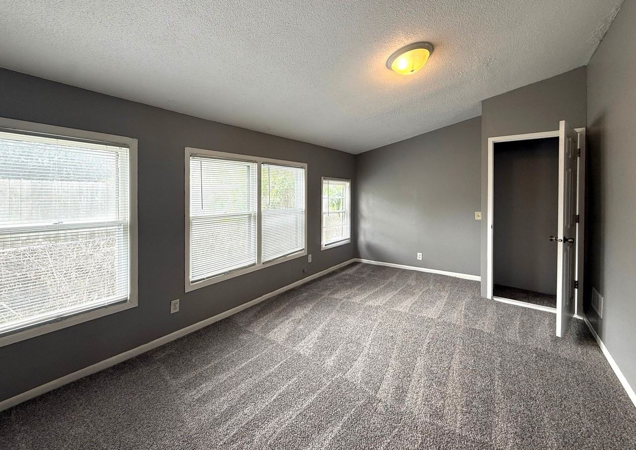 519 S 9th St - Photo 6 of 13