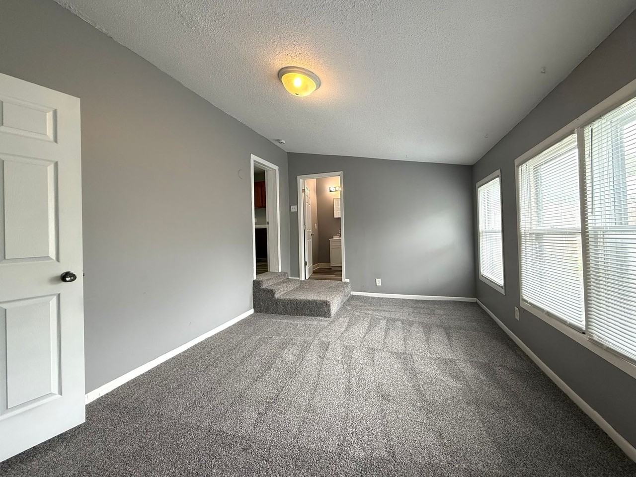 519 S 9th St - Photo 5 of 13