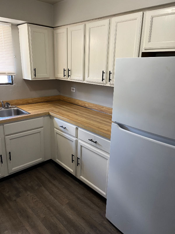 7718 Wildwood Ct - Photo 3 of 19