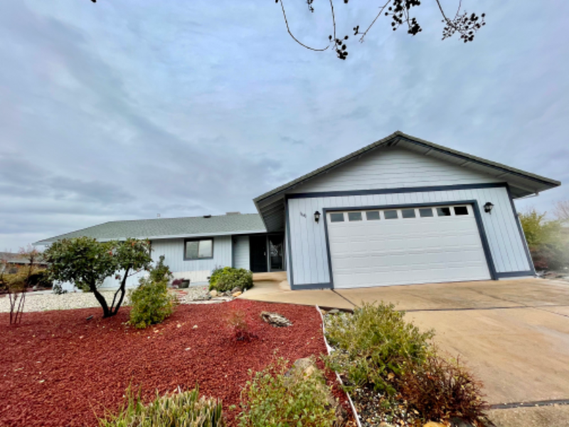 3640 Elizabeth Way - Photo 6 of 32