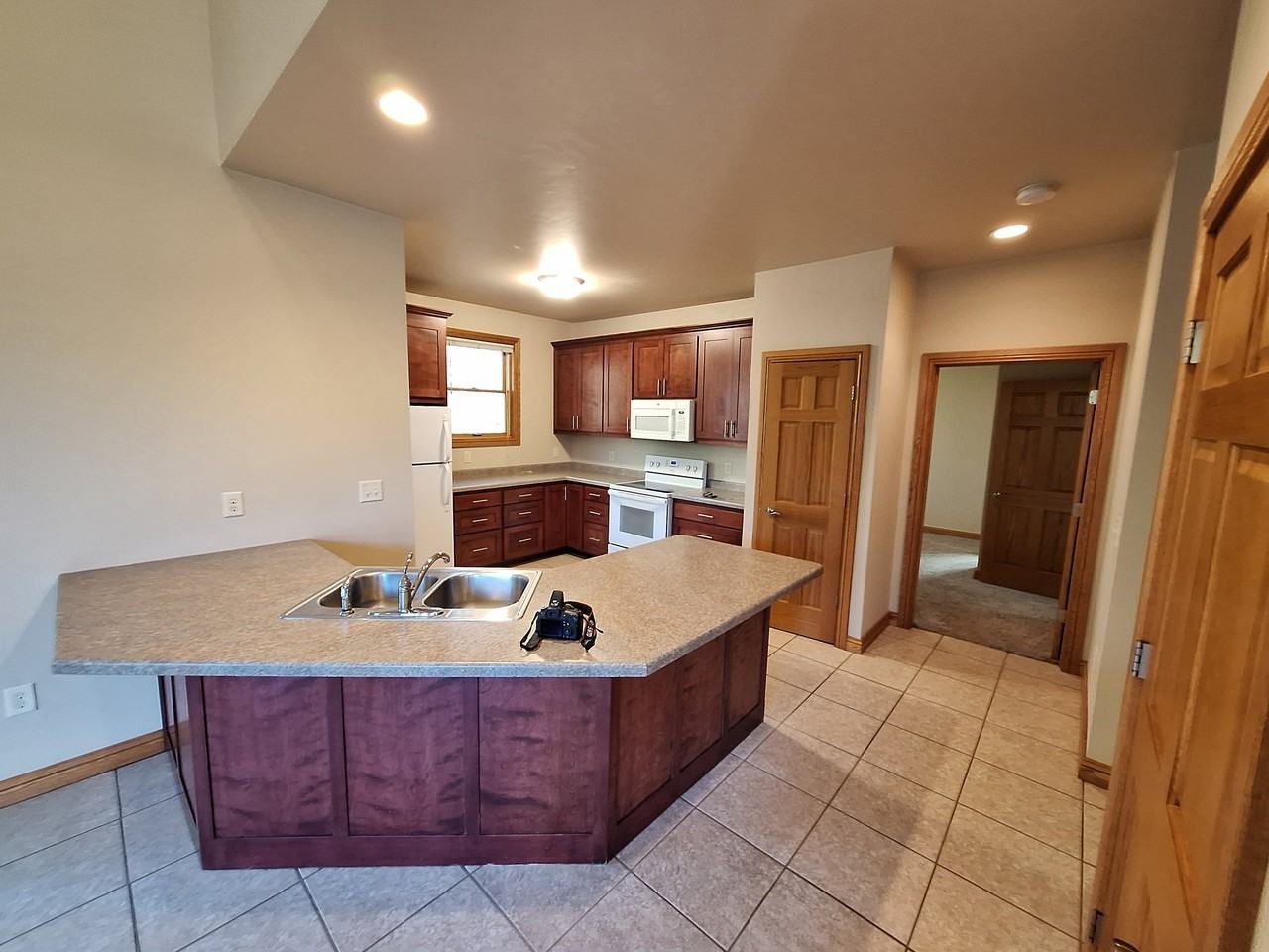 1338 Haley Ct - Photo 7 of 33
