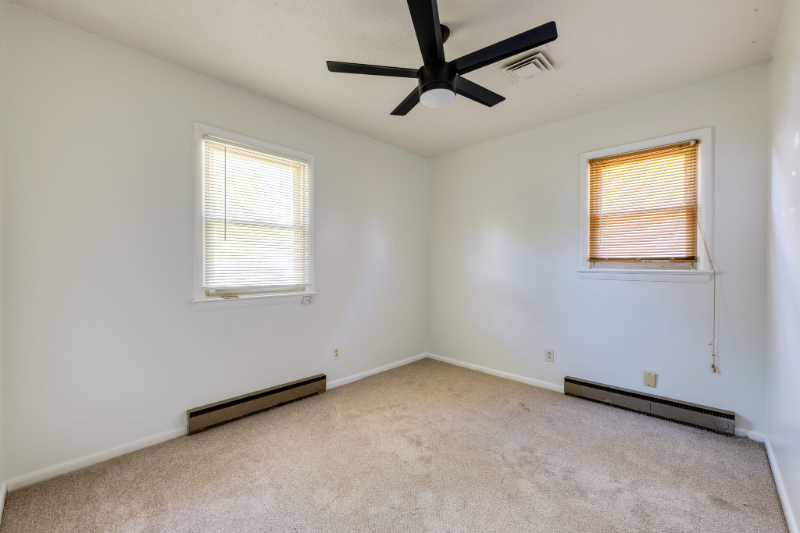 8968 Tidewater Dr #B - Photo 6 of 9