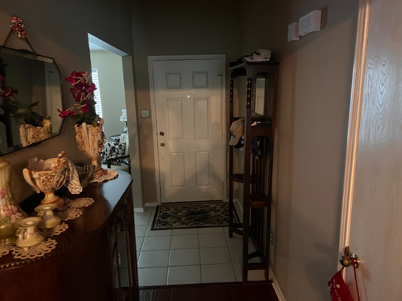 335 Mesquite Hill Dr - Photo 5 of 8