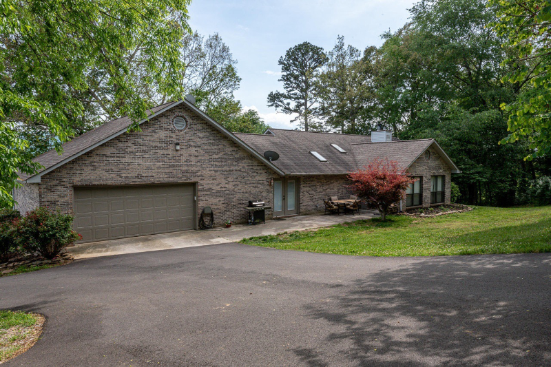 3525 Mcghee Rd - Photo 3 of 25