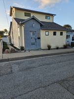featured image of 520 10th St