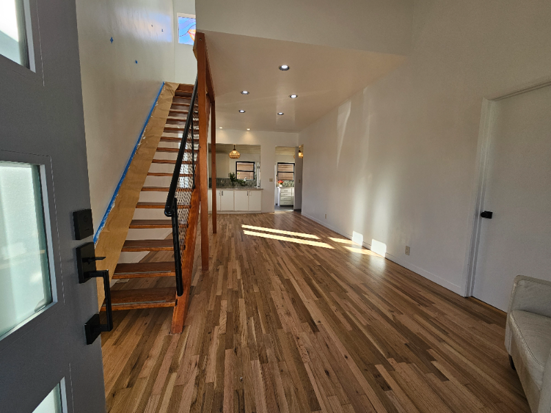 520 10th St - Photo 2 of 25