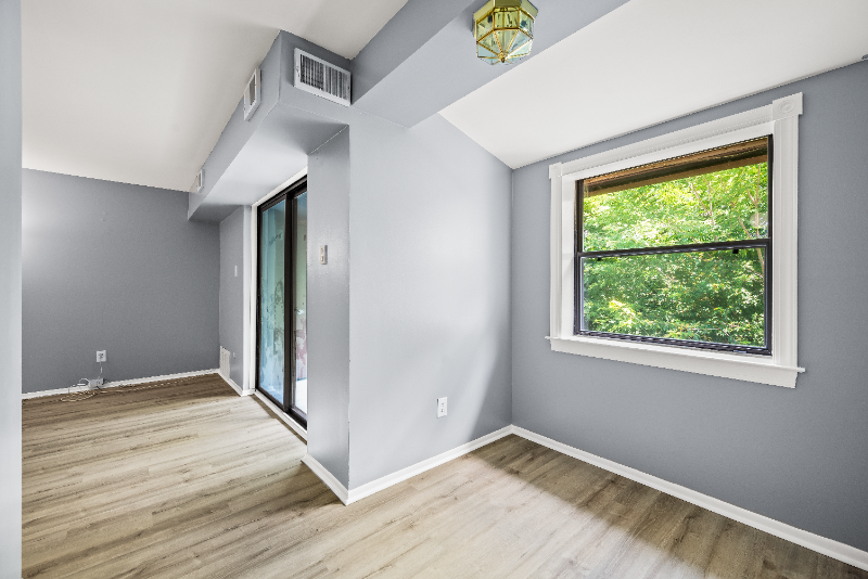 1419 Valley Dr - Photo 5 of 14