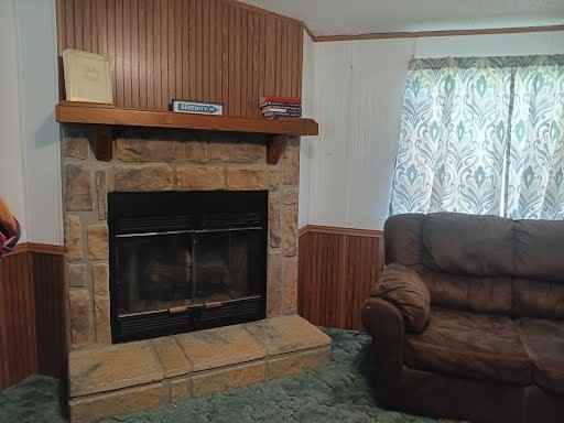 694 Line Rd - Photo 4 of 20