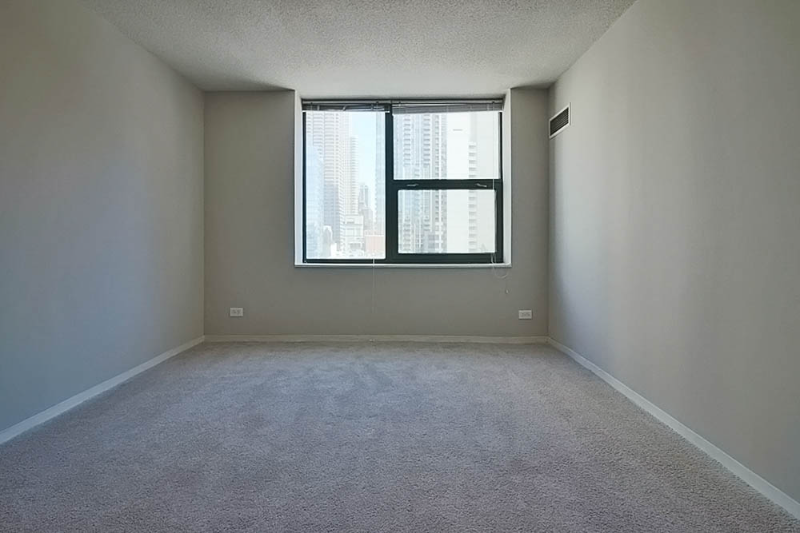 65 W Huron St - Photo 7 of 17