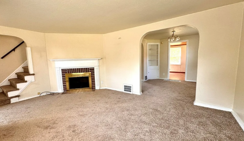 824 E 236th St - Photo 4 of 13
