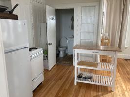 featured image of 19 Crescent St #1