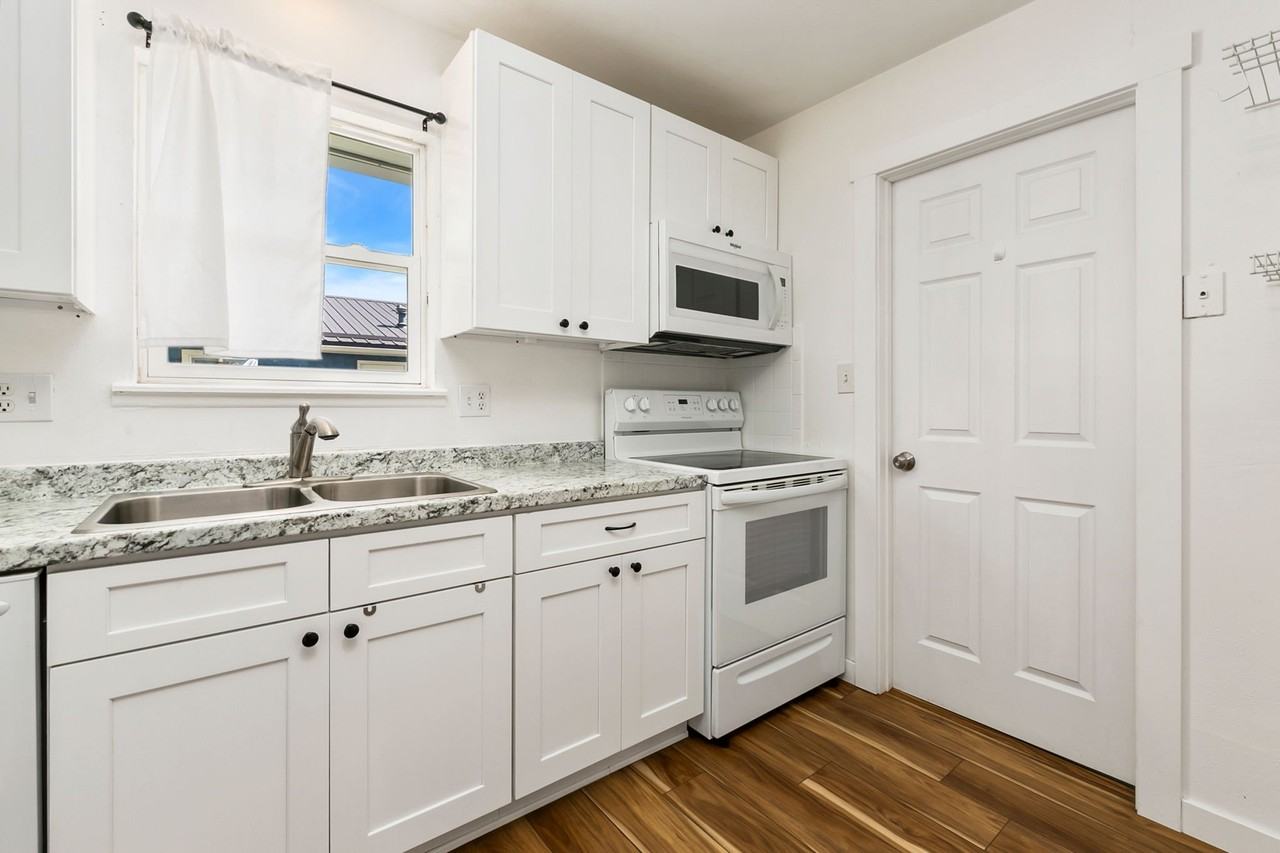 4041 Goodell Ln #7 - Photo 5 of 10