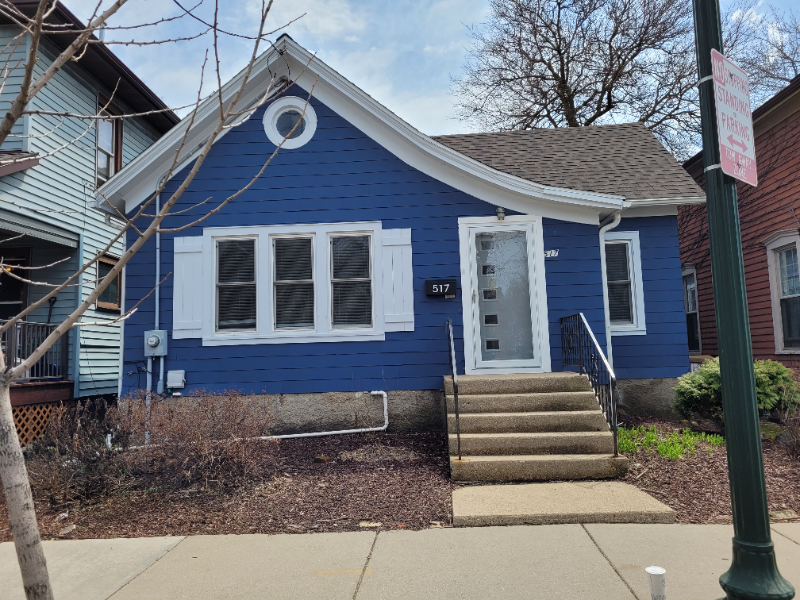 517 E Johnson St - Photo 3 of 10