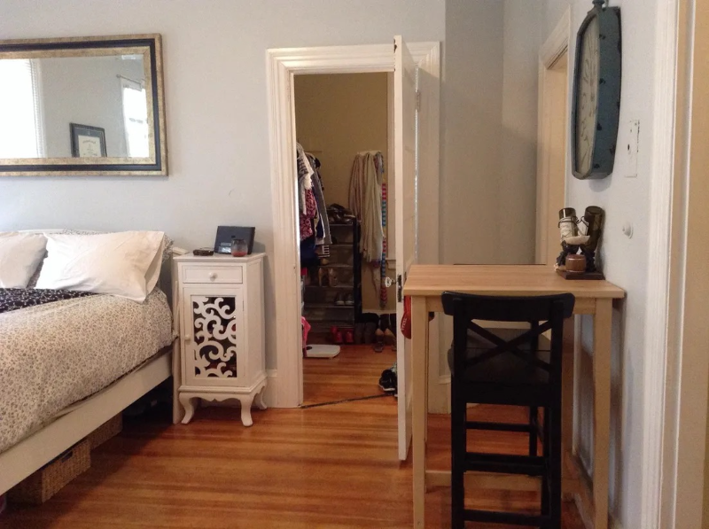 372 Lloyd Ave #4 - Photo 4 of 12