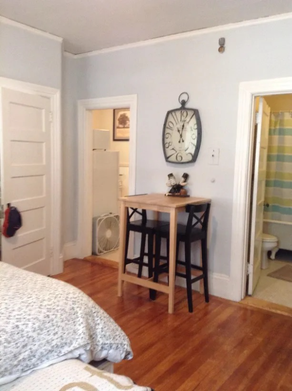 372 Lloyd Ave #4 - Photo 5 of 12