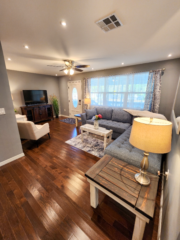 1331 11th St Ne - Photo 4 of 20