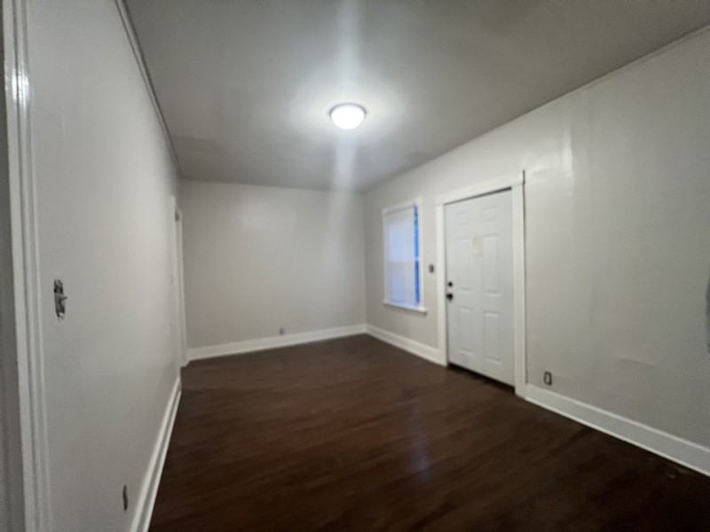 21 Granite St #2 - Photo 4 of 5