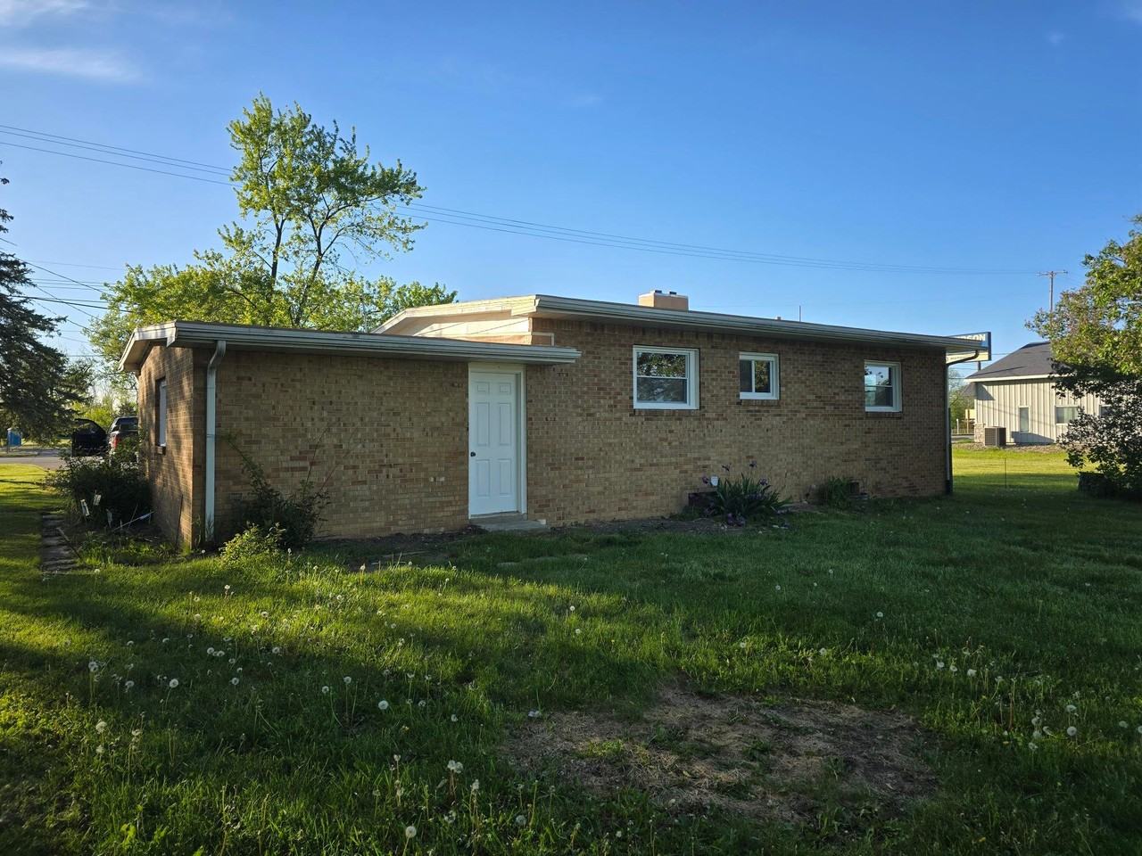 6161 Westside Saginaw Rd - Photo 2 of 11