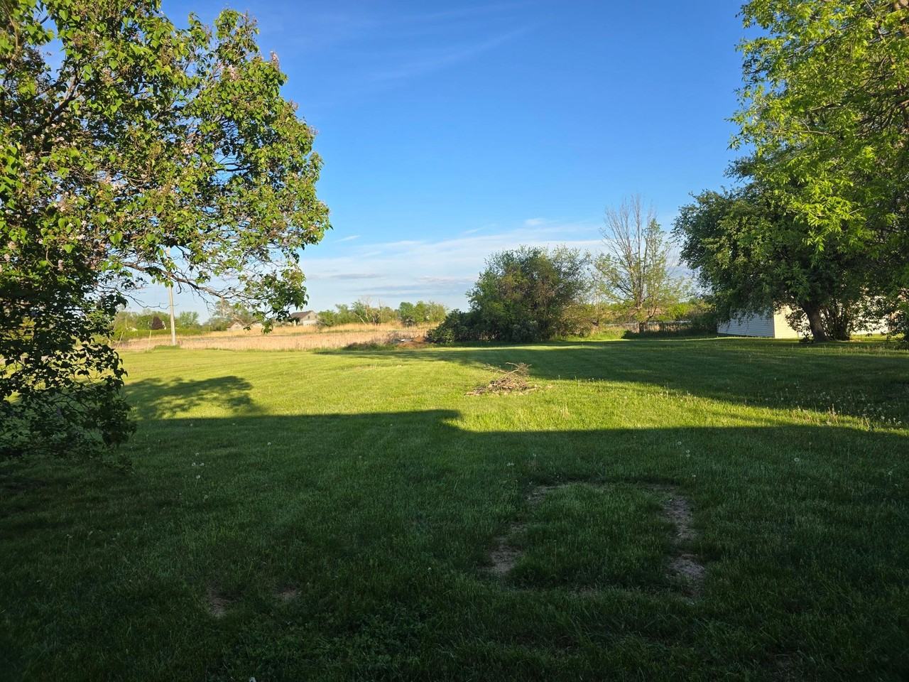 6161 Westside Saginaw Rd - Photo 3 of 11