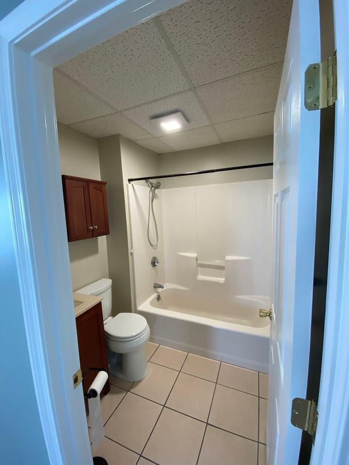 540/550 Cambridge St. #550UNIT1 - Photo 6 of 8