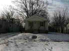 741 Barrie Ave - Photo 1 of 1