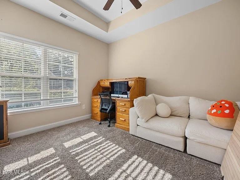 140 Michie Pl - Photo 3 of 20