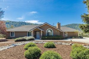 featured image of 38778 Goldenrod Ln