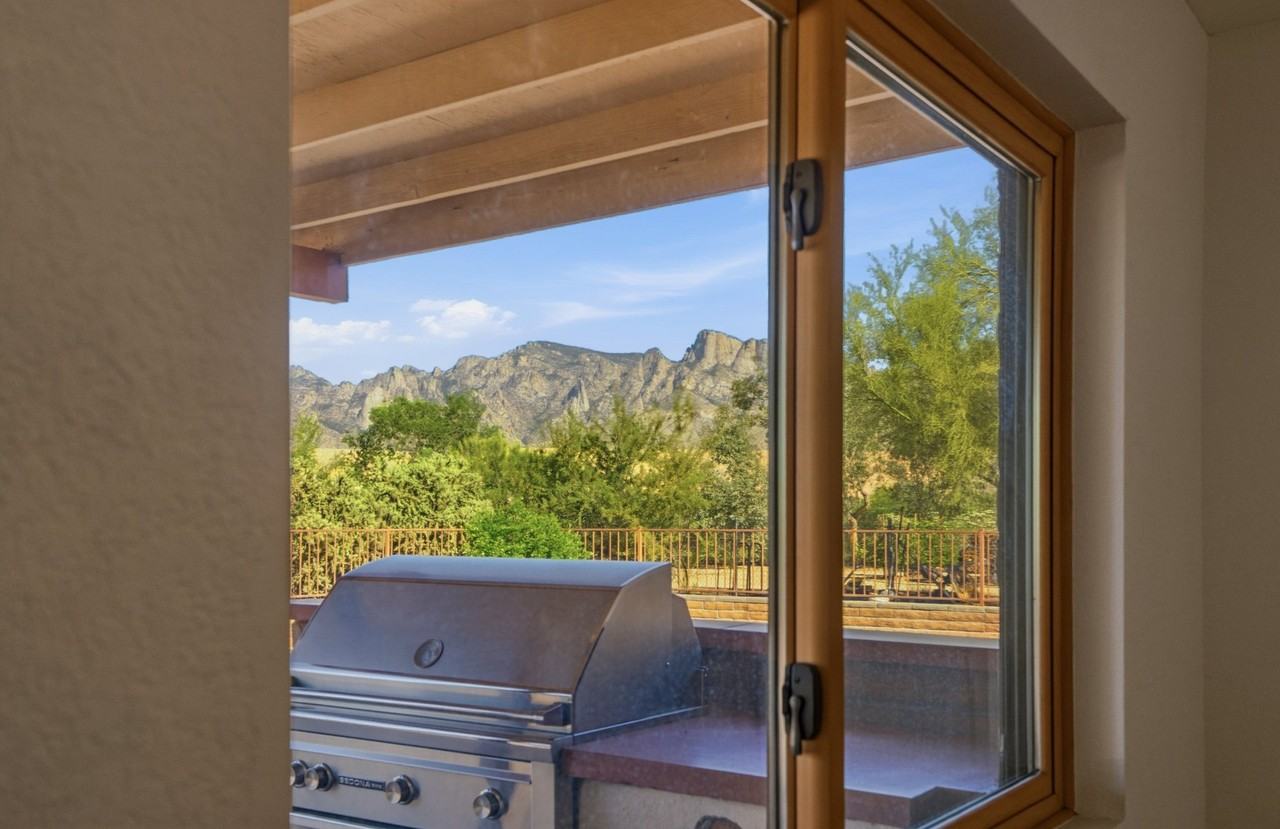 11910 N Joi Dr - Photo 6 of 20