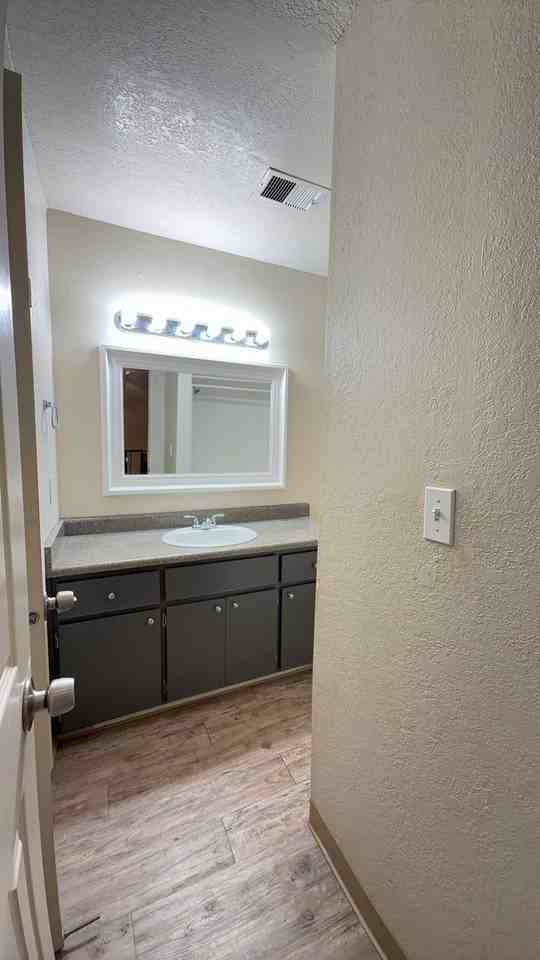 2346 Pinedale Ave #2 - Photo 7 of 13
