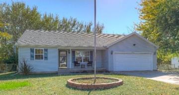 featured image of 210 Azalea St