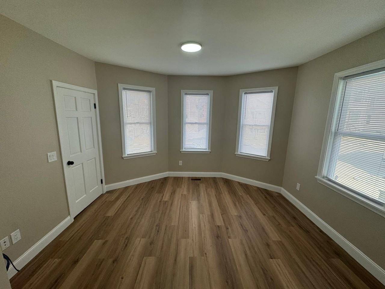 33 Linwood Ave #1 - Photo 2 of 8