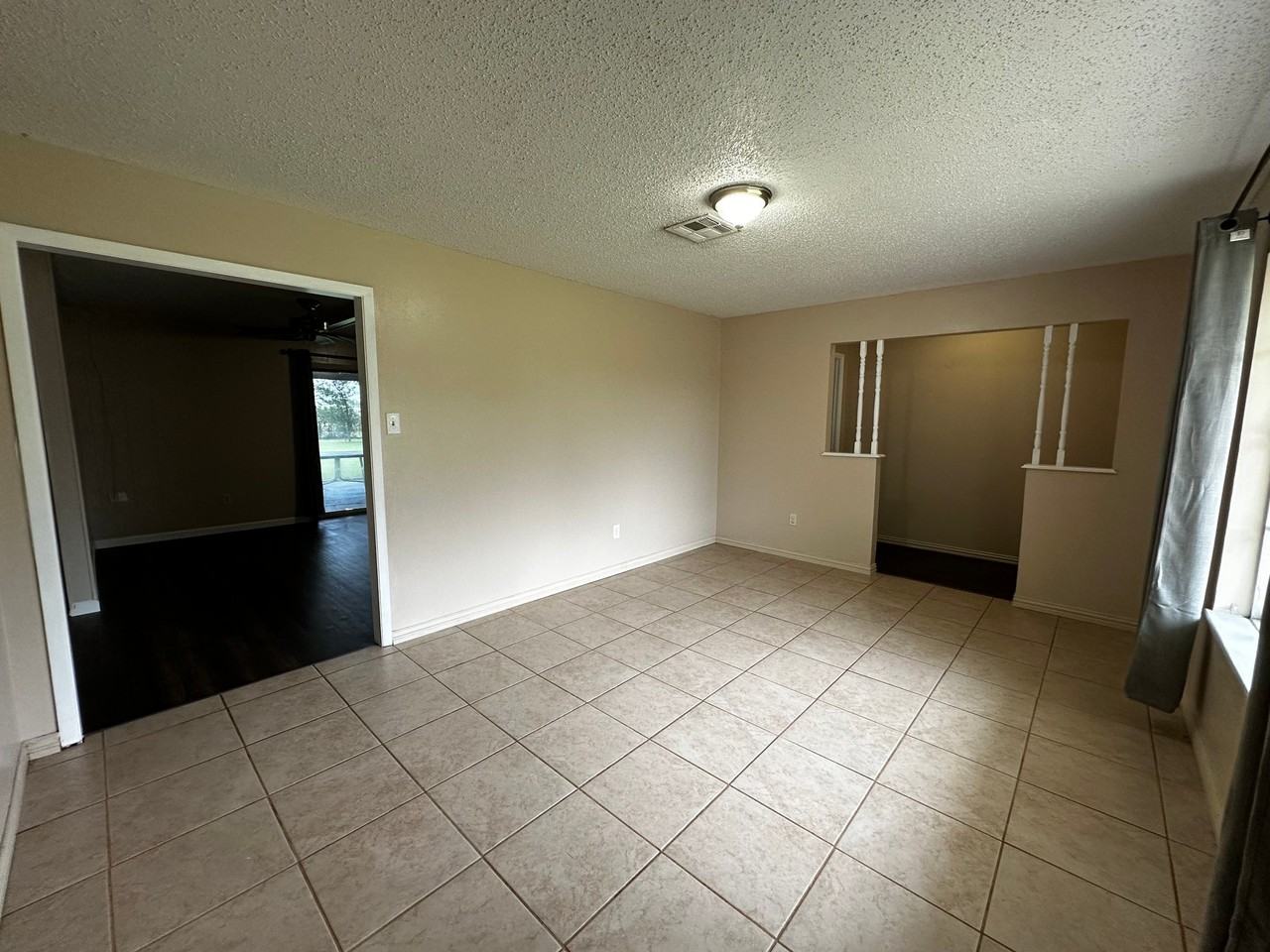 179 Weldon Dr - Photo 3 of 18